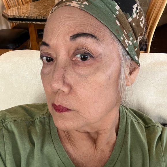 Women’s sterling filled in variable lengths18-20 inch made necklace in shell - Picture 2 of 2